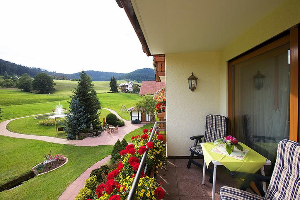 Landhaus Muehlengrund Lägenhet Baiersbronn Exteriör bild